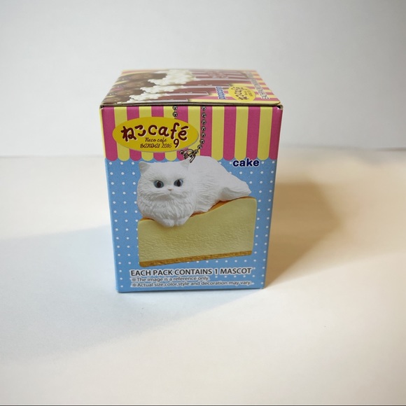 NEW BANDAI Cat Dessert Keychain Blind Box - Picture 2 of 6